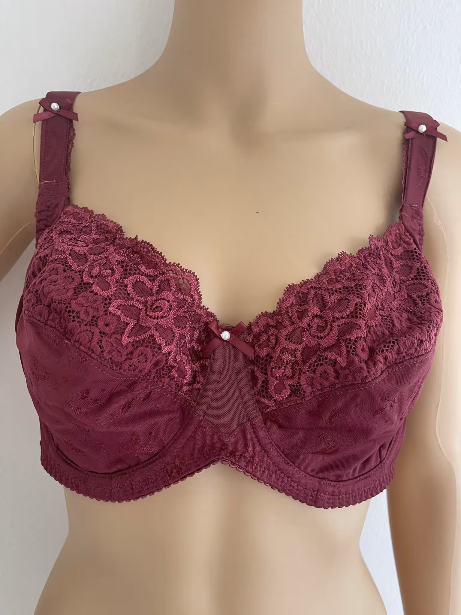 petite fleur klassischer Bügel-BH, in Marsala-Rot, Gr. 85D – Bild 2